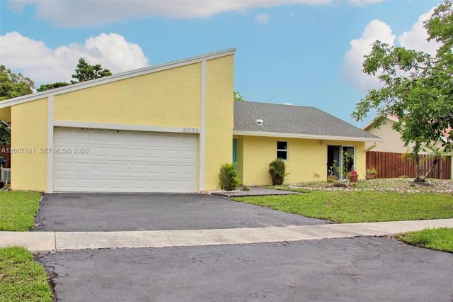 8251 Nw 51st Court, Lauderhill