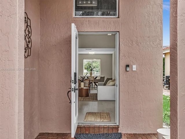 4 of 56 - 1385 Nw 192nd Terrace, Pembroke Pines, FL