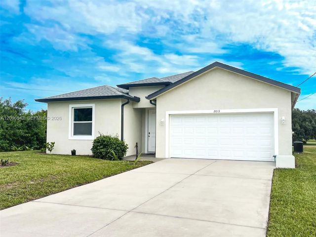 2013 Odessa Circle, LaBelle