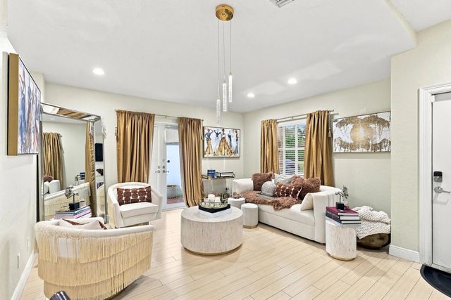 3 of 22 - 2118 E Ridge Circle E, Boynton Beach, FL
