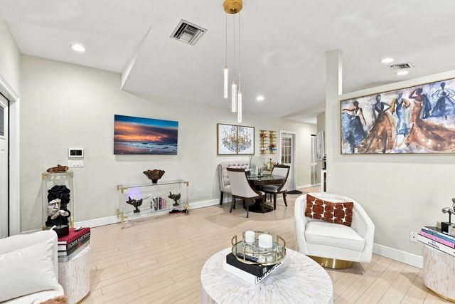 4 of 22 - 2118 E Ridge Circle E, Boynton Beach, FL