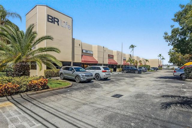 4851 Nw 79th Avenue, Doral
