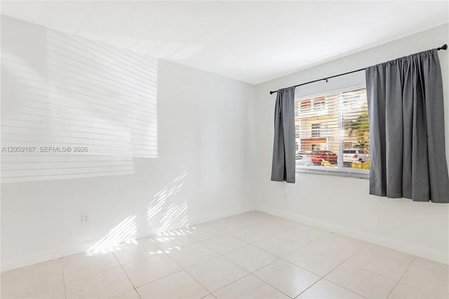 4 of 24 - 7705 Camino Real #101, Miami, FL