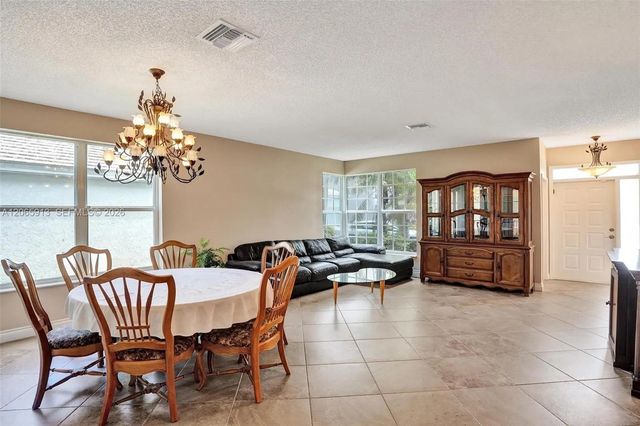 4 of 45 - 9308 Nw 8th Circle, Plantation, FL