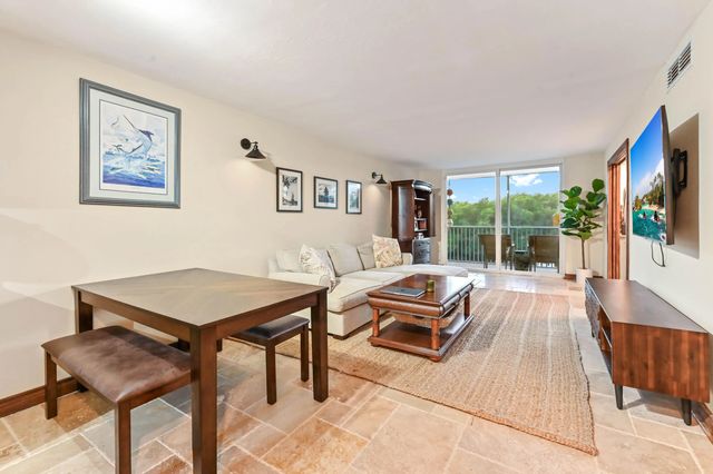 5 of 36 - 689 Ne 6th Court #2090, Boynton Beach, FL