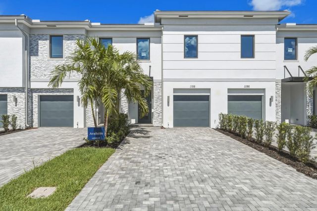 1198 National Street, Wellington