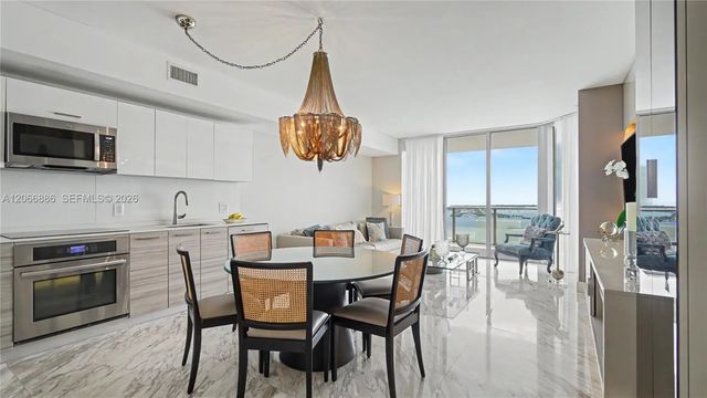 1300 Brickell Bay Drive #3102, Miami
