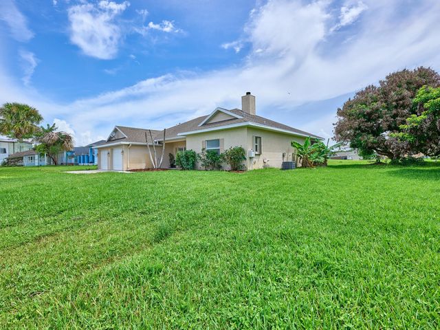 3761 Sw Wycoff Street, Port St. Lucie