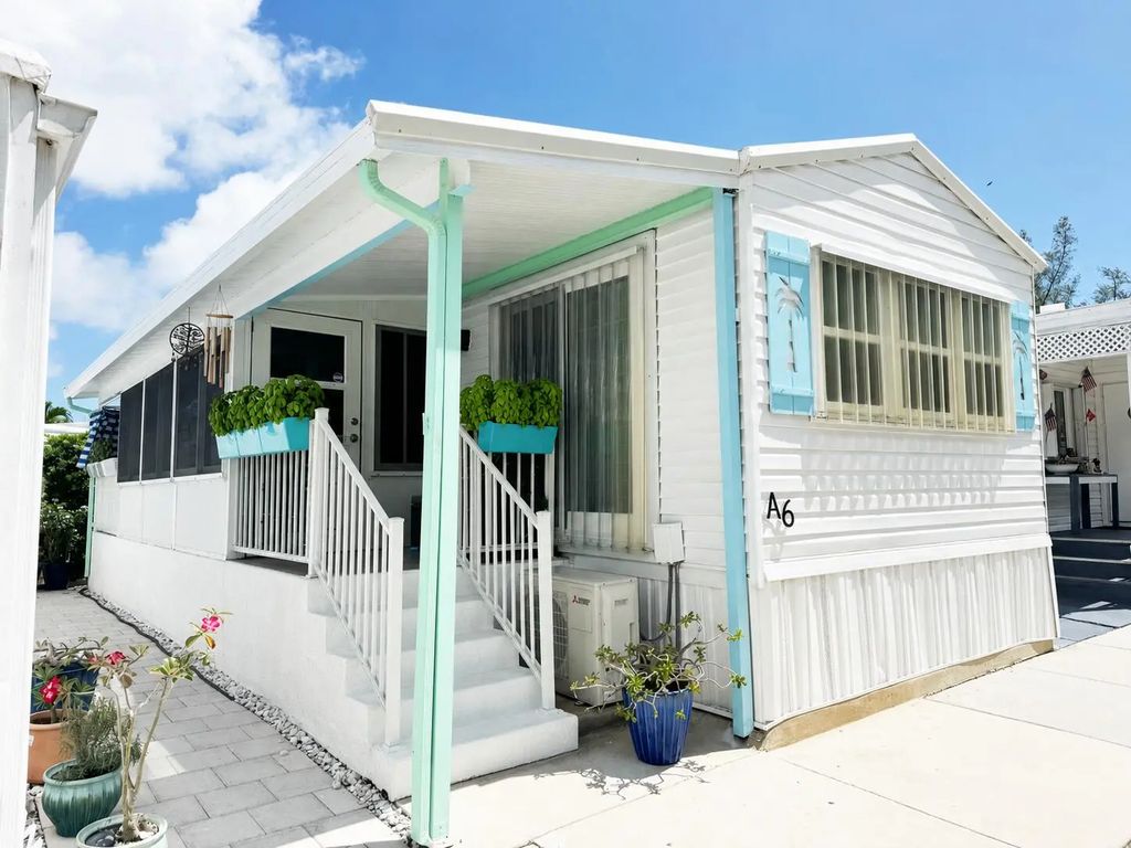 6 Briny Breezes Boulevard #a, Briny Breezes