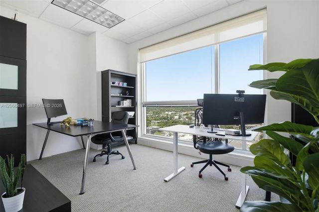 5 of 37 - 175 Sw 7th Street #1614, Miami, FL