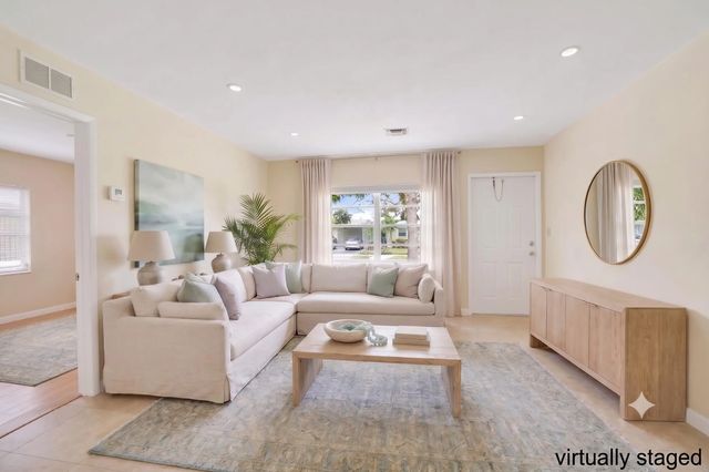 3 of 24 - 5432 Ne 4th Terrace, Oakland Park, FL