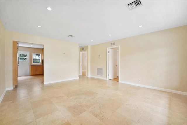 5 of 24 - 5432 Ne 4th Terrace, Oakland Park, FL
