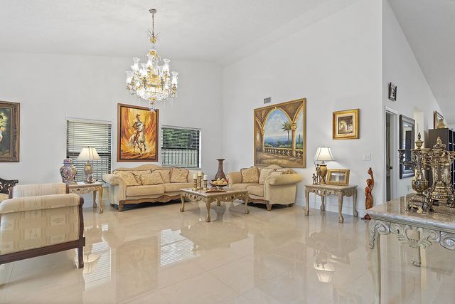 5 of 41 - 761 Greenbriar Avenue, Davie, FL