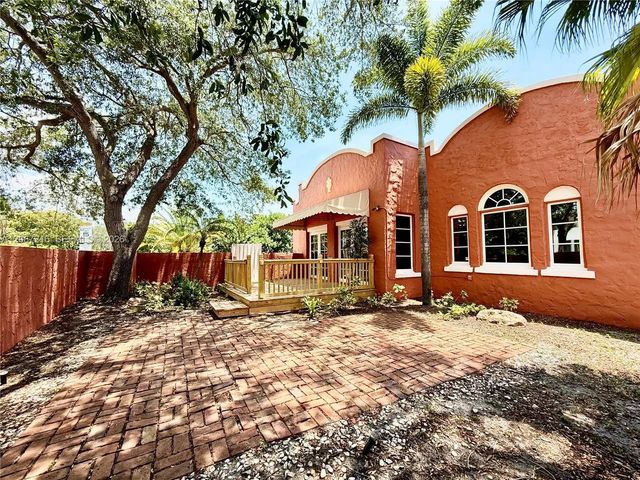 3 of 23 - 1318 Se 2nd Avenue, Fort Lauderdale, FL