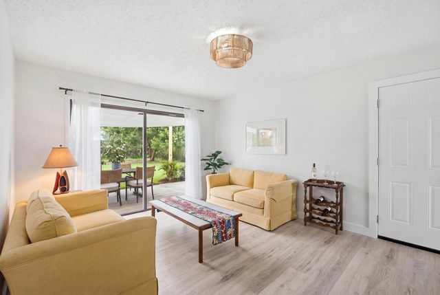 3 of 20 - 1355 23rd Place Sw, Vero Beach, FL
