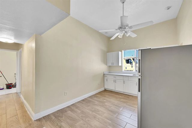 3 of 55 - 526 Nw 15th Way, Fort Lauderdale, FL