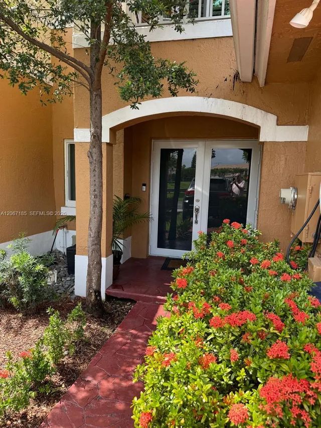 2 of 43 - 16232 Sw 57th Lane, Miami, FL