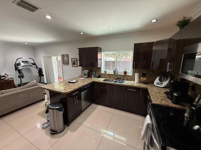 5 of 43 - 16232 Sw 57th Lane, Miami, FL