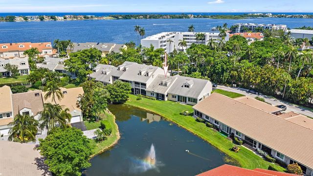 227 N Lakeshore Drive, Hypoluxo