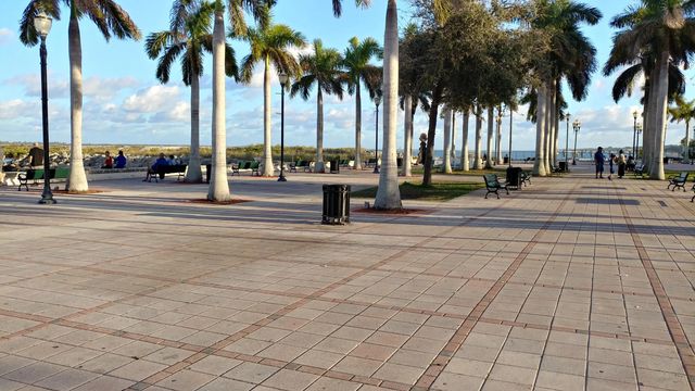 5 of 10 - 702 N 19th N Street, Fort Pierce, FL