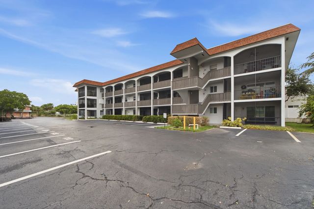 651 Pine Drive #309, Pompano Beach