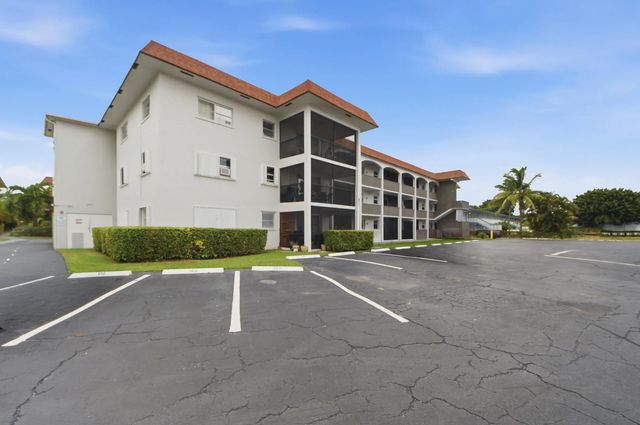 3 of 28 - 651 Pine Drive #309, Pompano Beach, FL