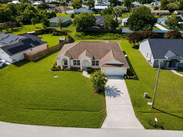 1061 Sw Coleman Avenue, Port St. Lucie