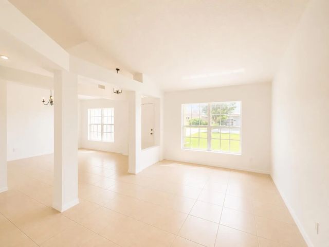 3 of 19 - 1061 Sw Coleman Avenue, Port St. Lucie, FL