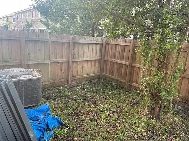 2 of 4 - 2475 Se 11th Street, Homestead, FL