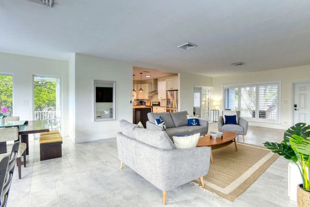 3 of 18 - 600 Sw 12th Street, Fort Lauderdale, FL