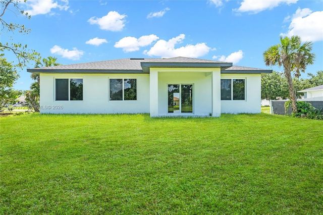 3 of 34 - 718 718 Robert Avenue, Lehigh Acres, FL