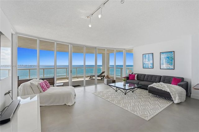 3 of 84 - 4201 Collins Avenue #1503, Miami Beach, FL