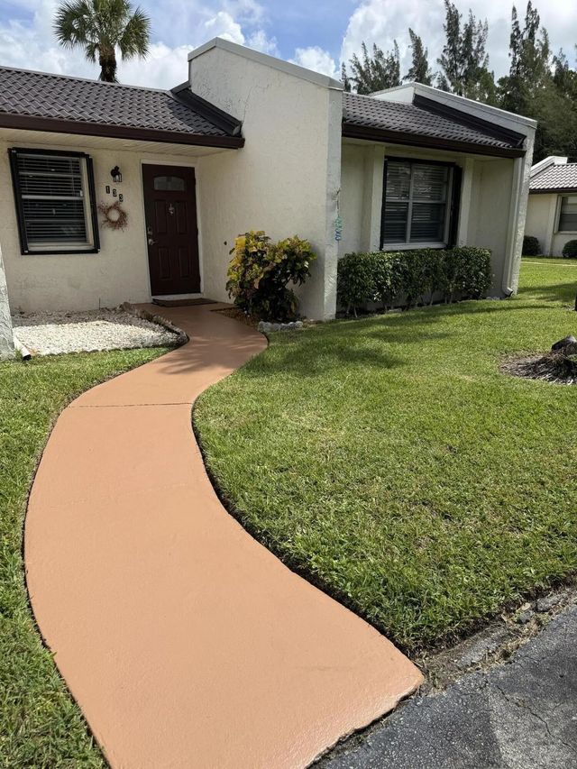 133 Lake Olive Drive, West Palm Beach