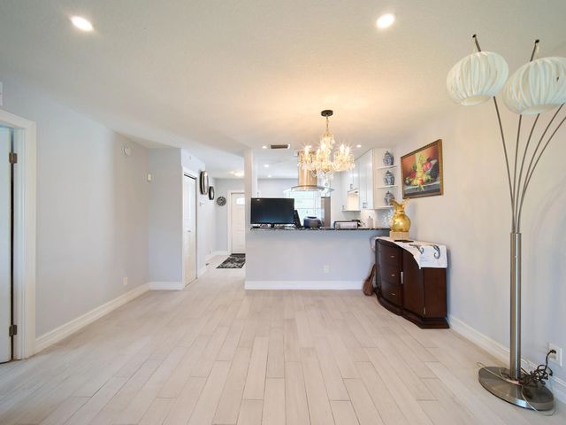 5 of 25 - 133 Lake Olive Drive, West Palm Beach, FL