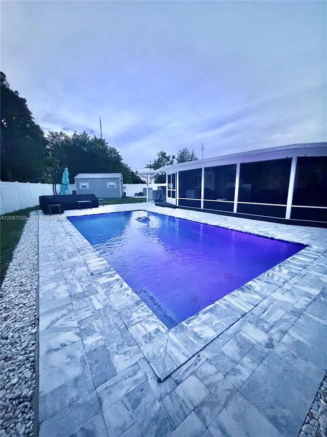 2 of 36 - 4580 Sw 39th Street, West Park, FL