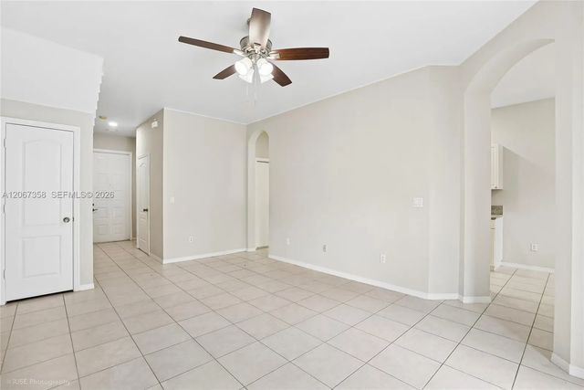 3 of 15 - 112 Wakulla Springs Way, Royal Palm Beach, FL