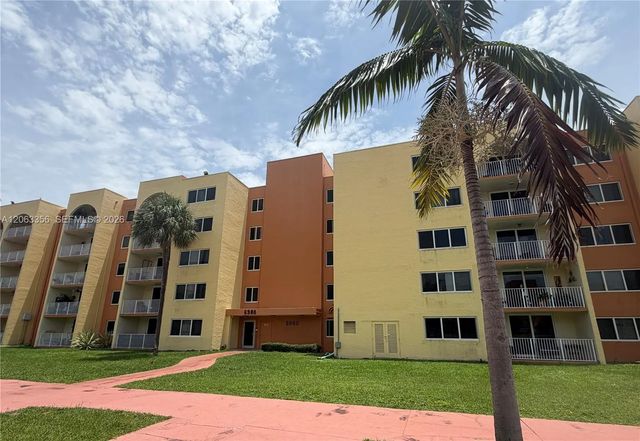 6980 Nw 186th Street #3-423a, Hialeah