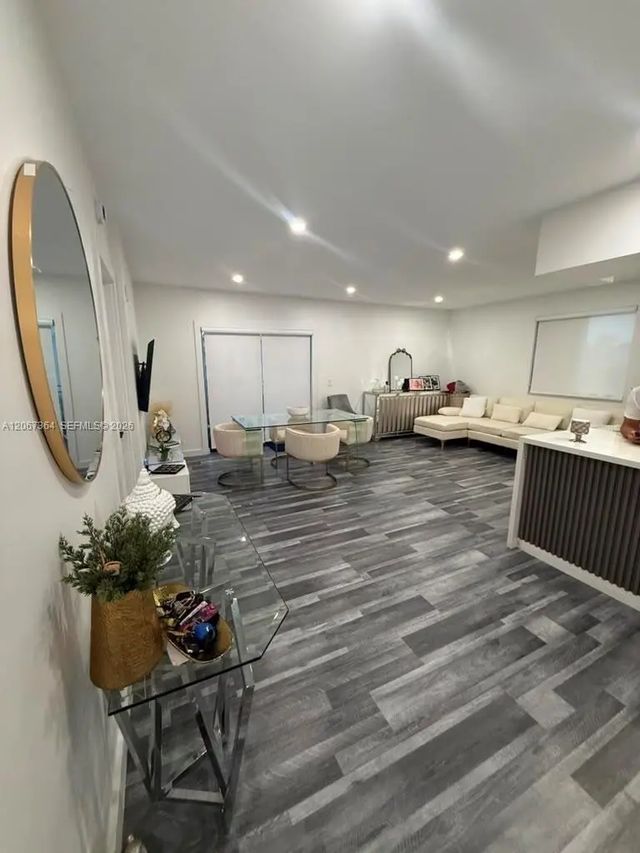 9340 Fontainebleau Boulevard #w507, Miami
