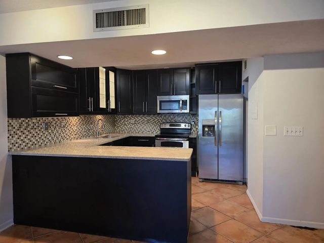 2 of 4 - 13250 Sw 88th Terrace N #303, Miami, FL