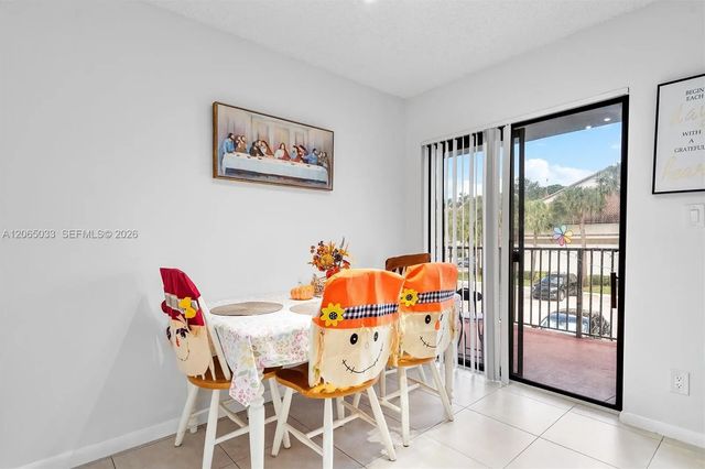 4 of 14 - 510 S Park Road #25-10, Hollywood, FL