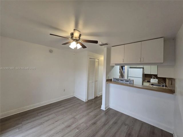 4 of 20 - 13309 Sw 59th Terrace, Miami, FL