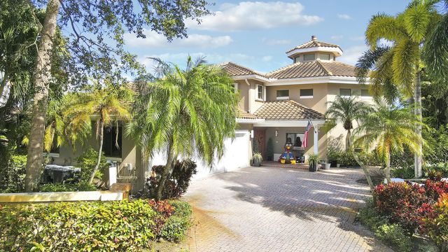 3 of 30 - 204 Chinook Lane, Jupiter, FL