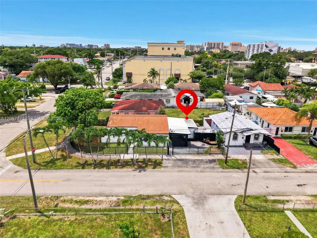 3500 Nw 1st Street #a, Miami