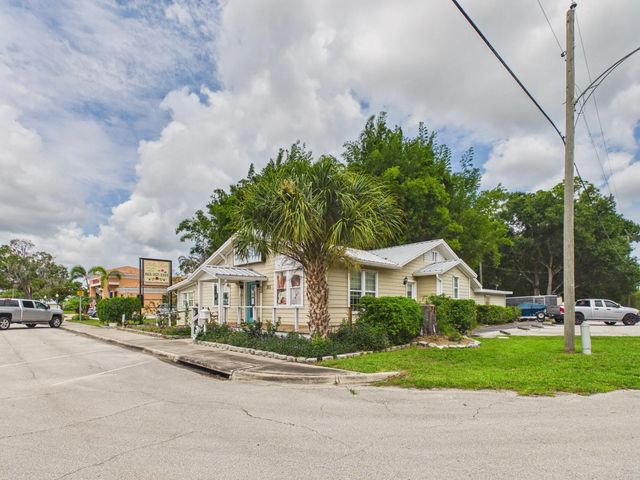 3 of 84 - 311 Ne 2nd Street, Okeechobee, FL