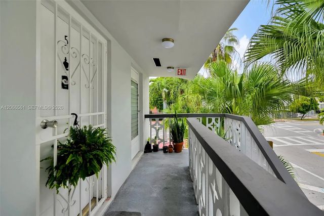 4 of 34 - 759 Meridian, Miami Beach, FL