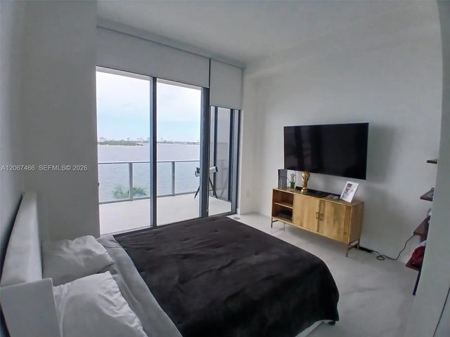 4 of 11 - 700 Ne 24th Street #204-a, Miami, FL