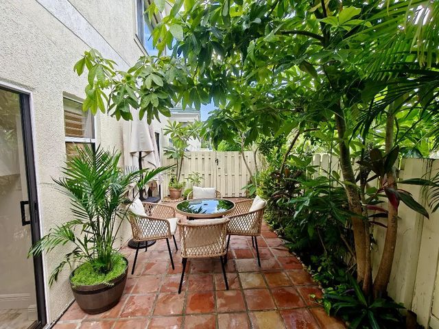 5 of 48 - 210 Bella Vista Court N #10, Jupiter, FL