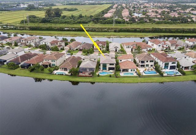 8484 Grand Prix Lane, Boynton Beach