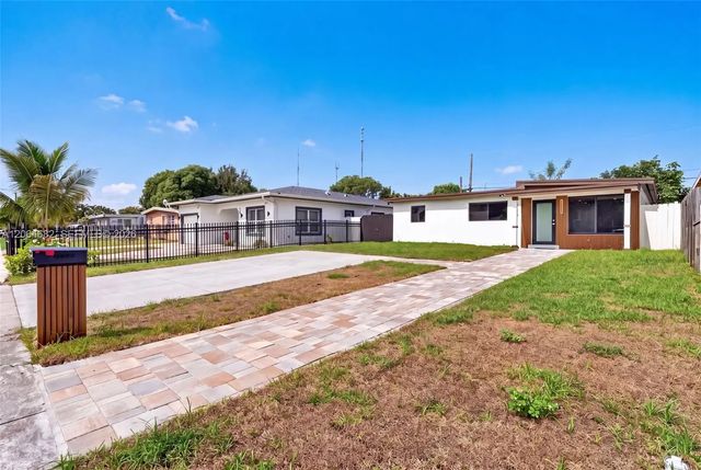 3 of 38 - 3620 Sw 58th Avenue, West Park, FL