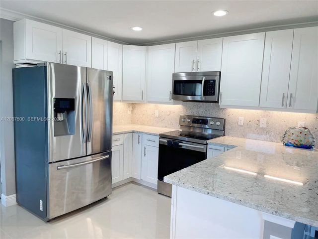 2 of 31 - 2167 Sw Best Street, Port St. Lucie, FL